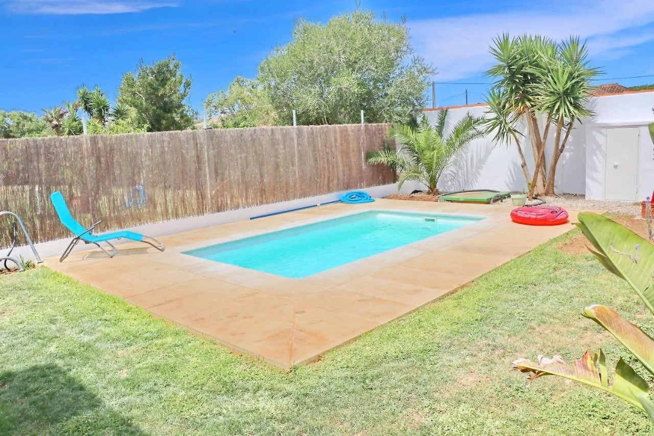 Сasa de vacaciones Chalet Isla Azul con piscina y porche Chiclana de la Frontera